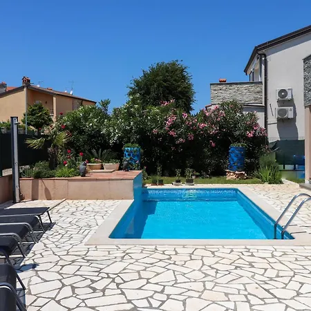 Oleander - Big Terace And Pool *